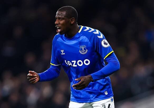 Everton : Doucouré prolonge