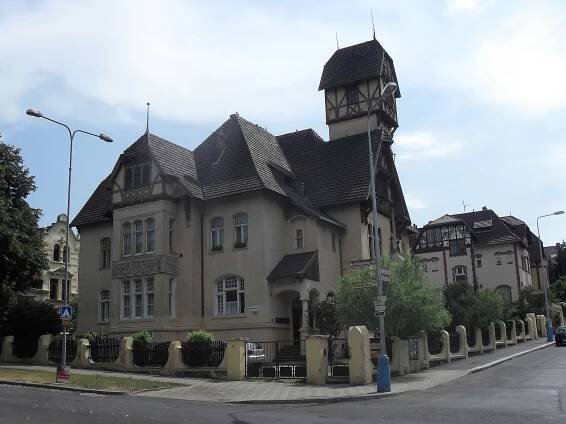 Soubor:(TTO) Vila (Teplice) - Pod Doubravkou 1348-10, Teplice 5.jpg