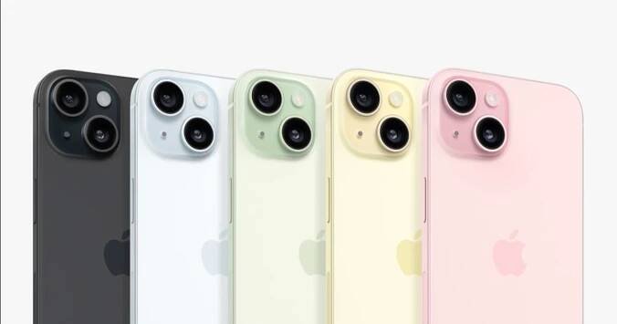 VIDEO: Potvrzeno. Apple ustoupil EU, nový iPhone 15 nabijete s USB-C. Došlo i na model z titanu