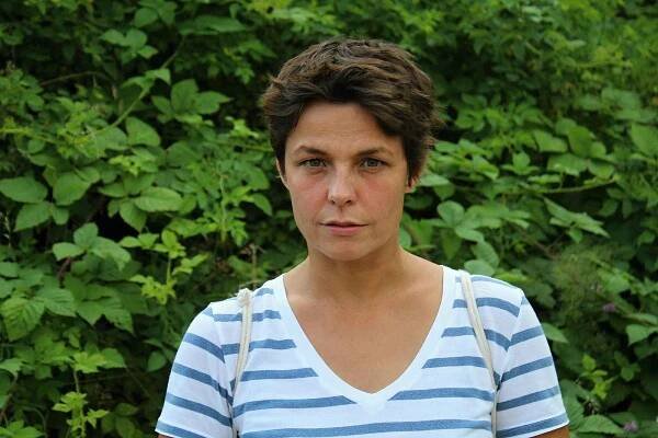 Renata Prokopová je česká herečka. Je rodačka ze Lhoty u Vsetína. Vystudovala DAMU a žije v Praze. Hrála v seriálech Rodinná pouta, Ulice, Modrý kód, Kriminálka Anděl či Bohéma. Činí se také na divadelních prknech.