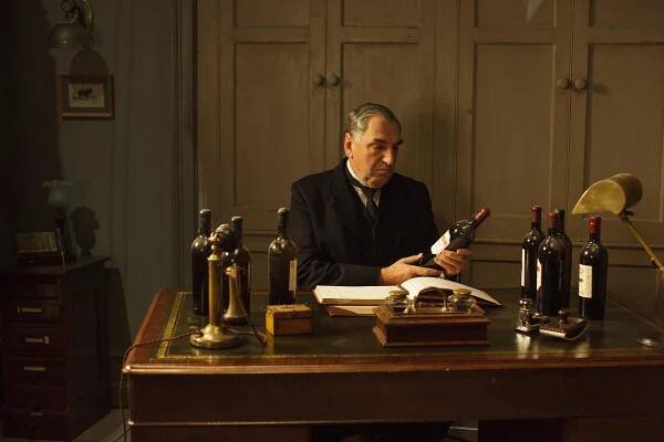 Jim Carter (as Mr Carson): A selection of character props used as set decoration in his study Various Seasons, and Episodes (Qty) image 3 - © Carnival Film & Television Limited