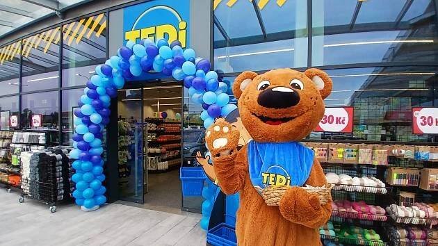 Strakonice mají Albert, Mekáč i TEDi. Nové nákupní centrum přivítalo zákazníky
