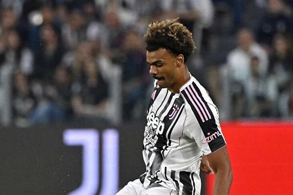 Juventus je po výhře nad Udinese krok od Ligy mistrů