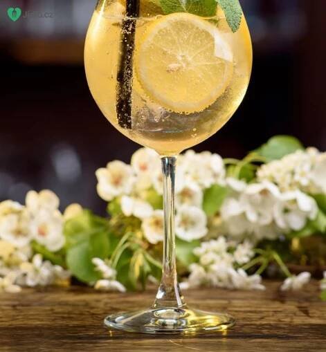 Vyfocený recept Caipirinha koktejl bez alkoholu foto č. 1 - Jídlo.cz