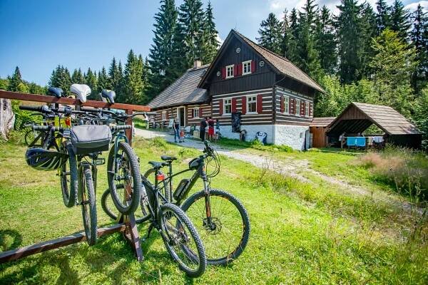 Po stopách Riedelů - Turistické trasy, naučné stezky - Jizerské hory - Desná