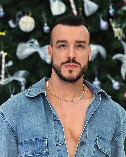 Cem Adrian