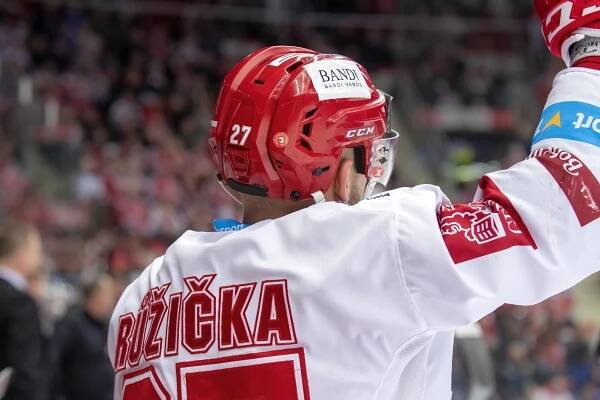 40 gólů, 83 bodů... Ale nejen to! Tohle jsou rekordy Martina Růžičky | Hokej.cz - web českého hokeje