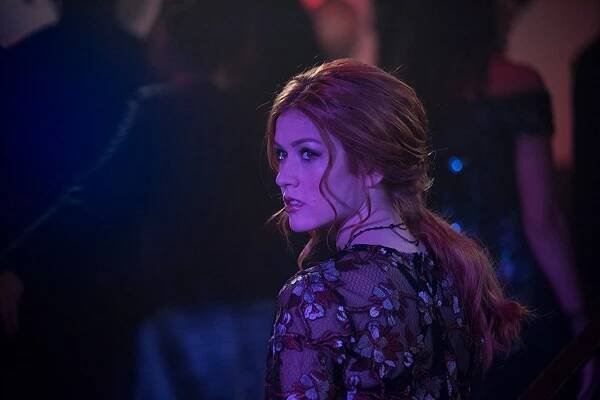 Lovci stínů: Nástroje smrti - Co je dole - Z filmu - Katherine McNamara