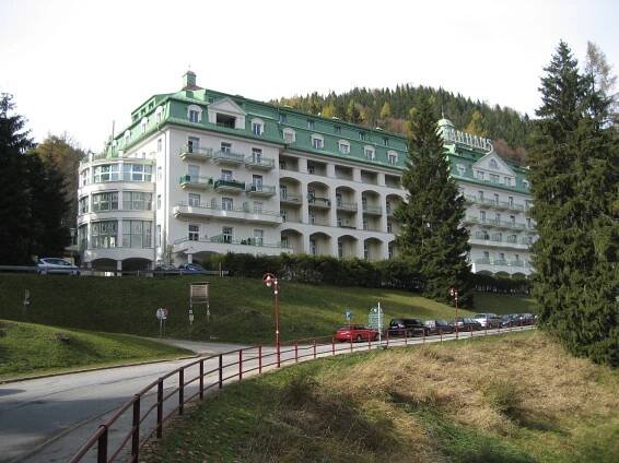 Soubor:Hotel-Panhans-01.jpg