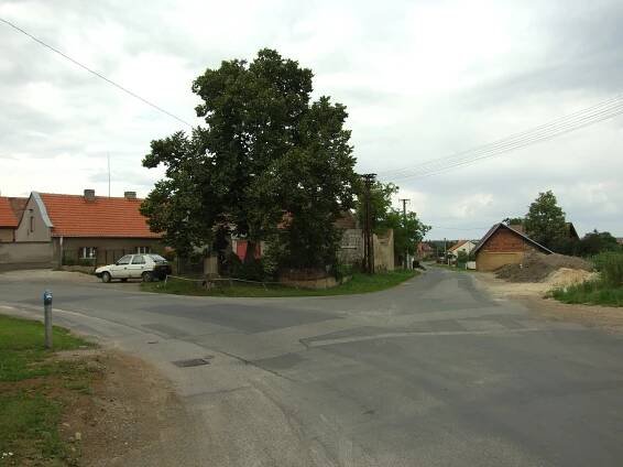 Mezouň
