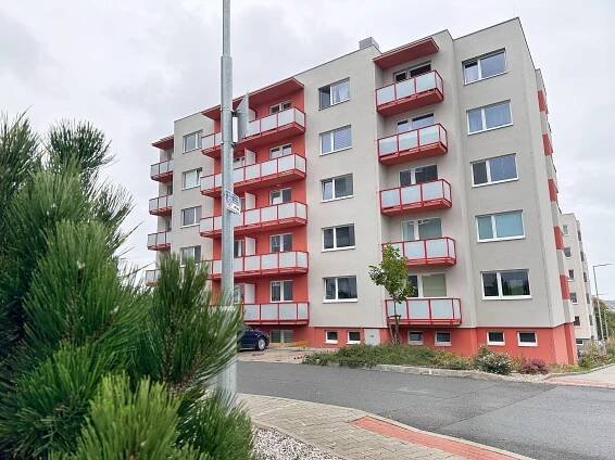 Pronájem bytu 2+kk, 64 m2, Maru Špačkové, Rakovník - Six Reality s.r.o