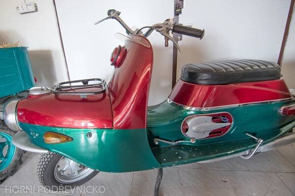 Motoklub ve Hvozdné otevřel unikátní Retro Muzeum - Horní Podřevnicko