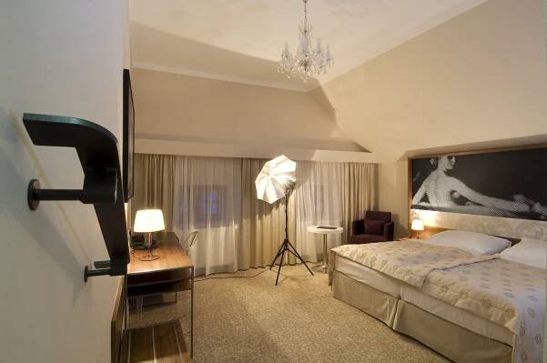 Město Litomyšl - Ubytování - Hotel Aplaus s restaurací "Bohém" a barem "Muuza"