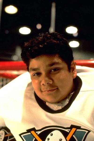 Co v těchto dnech dělají herci z filmu The Mighty Ducks - FamilyMag.eu