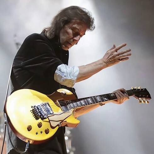 Steve Hackett announces Best of Genesis And Solo Gems 2026 England and Scotland tour dates