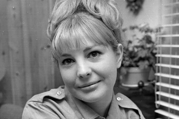 Coronation Street actor Barbara Ferris dies, aged 85 | The Independent