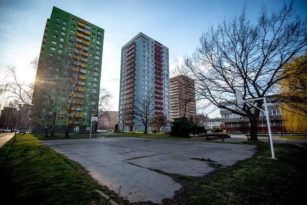 Podsvětlená hladina a zvuk příboje. V Hrabůvce rekonstruují kašnu