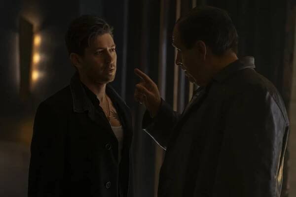 Michael Zegen, Colin Farrell - Tučňák - Po zavíračce - Z filmu