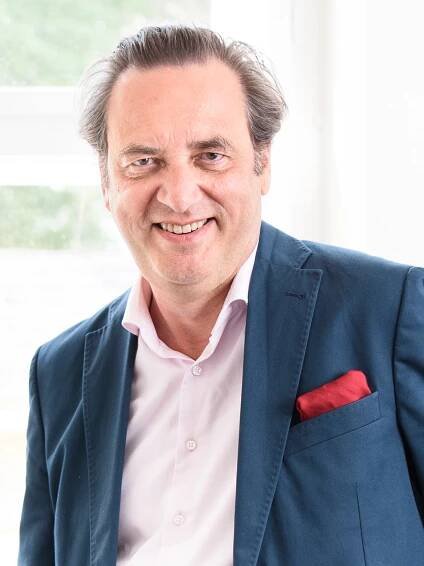Portrait_TSF7365_fx_Foto_Tom-Schweers_Originalaufloesung