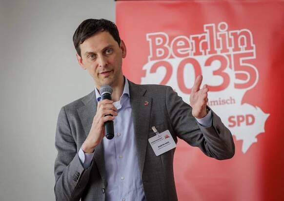 Zukunftswerkstatt: SICHERHEIT! der Berliner SPD im PARITAETISCHES Seniorenwohnen Dr. Victor Aronstein