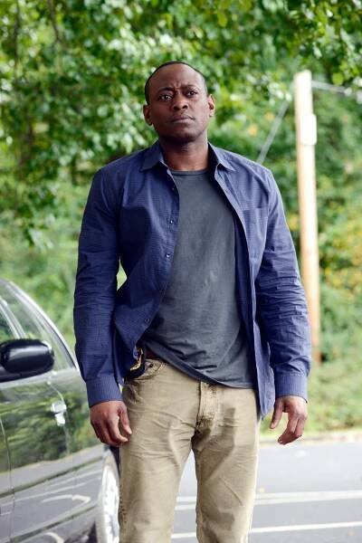 Resurrection - Season 1 - Torn Apart - Z filmu - Omar Epps