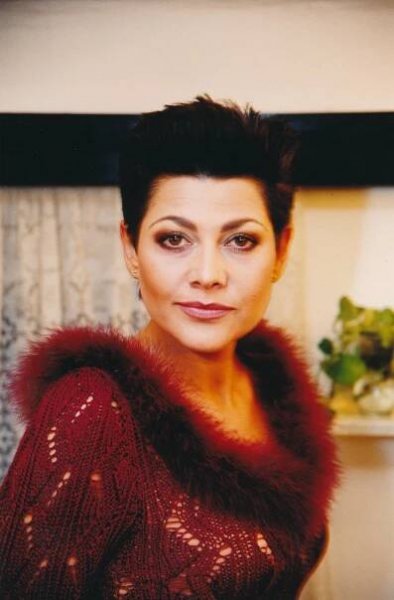 Foto k tématu Ilona Csáková – stránka 118