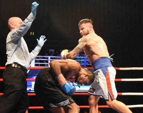 VIDEO: Olomouc zažila špičkový box. Polakovič na The Ring získal titul