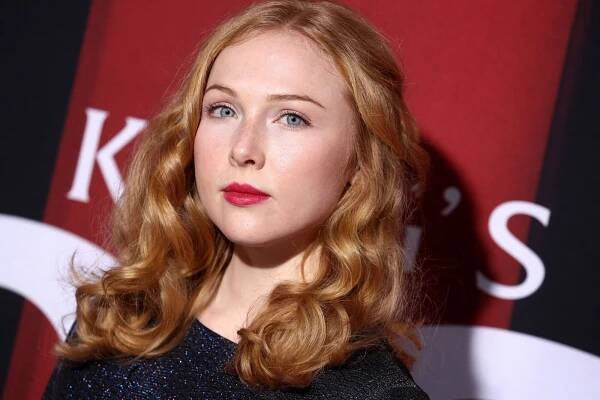 Molly C. Quinn at the "Doctor Sleep" film premiere.