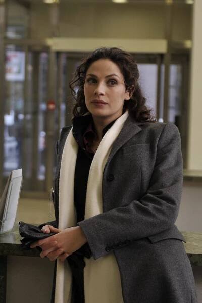 Skladiště 13 - Rezonance - Z filmu - Joanne Kelly