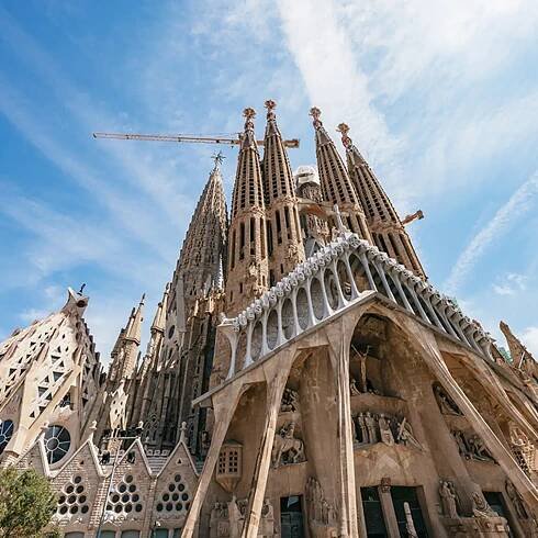 Discover the fall magic of Barcelona in October