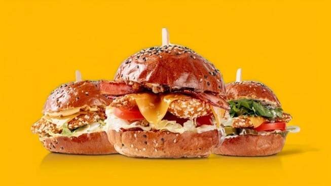 Bouda Crispy Burgers OC Čtyři Dvory