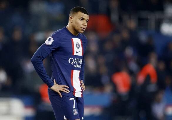 Saudi Arabian club Al Hilal submits world record $332 million bid for Kylian Mbappé, according to reports