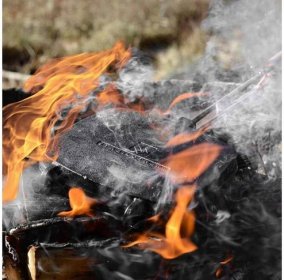 Litinový kontaktní gril STABILOTHERM BBQ Iron jen za 1 290 Kč ✅| Vyberte si Vaření v přírodě na BUSHCRAFTshop.cz