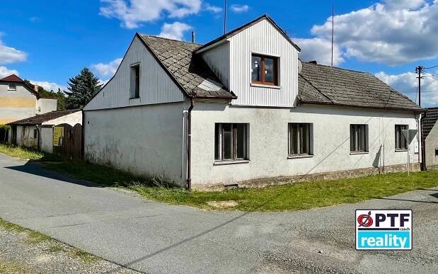 Rodinné domy, Poděvousy, 146 m²