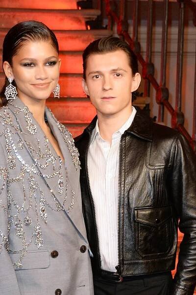 Zendaya and Tom Holland Attend Opening of Oakland Basketball Court