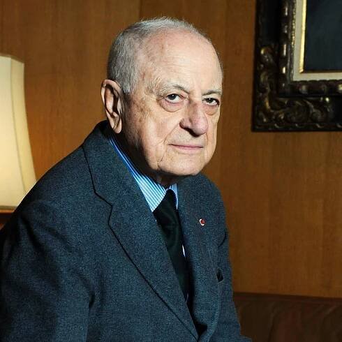 Pierre Bergé Slams Designer "Islamic Fashion"