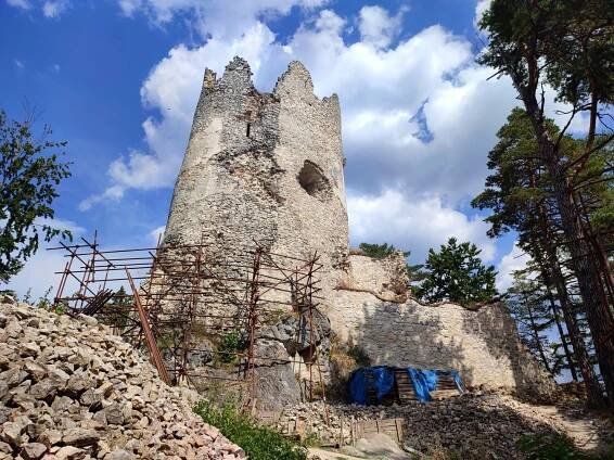 Hrad Blatnica | Spoznaj Slovensko