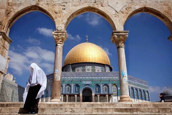 Mengenal Keindahan dan Sejarah Mistis di Holy Land | kilikiliadventure.com