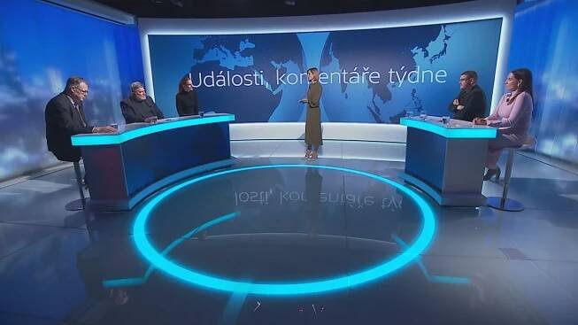 Hosté Událostí, komentářů týdne mluvili o Slovensku mezi Moskvou a Bruselem