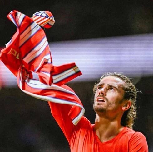 el Atletico de Madrid comparte con los vecinos y entidades sociales del distrito
