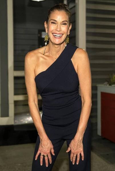 Teri Hatcher Celebrates End of Fitness Challenge With Bikini Photo