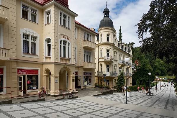 Galerie Luhačovice – Apartmán Marica