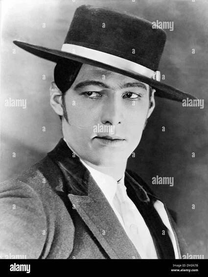 THE FOUR HORSEMEN OF THE APOCALYPSE (1921) RUDOLPH VALENTINO, REX INGRAM (DIR) FOAP 006 MOVIESTORE COLLECTION LTD Stock Photo