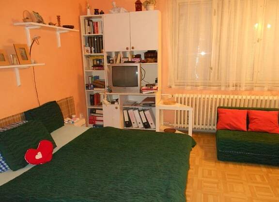 Pronájem Garsoniéry - Hradec Králové • bez RK • bez provize