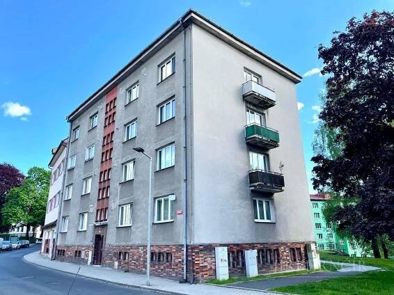 Byty 3+1 Aš - od 3 300 Kč/měsíc, momentálně 2 bytů 3+1