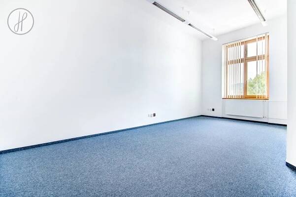 Pronájem nebytových prostor, od 10 m², Liberec I-Staré město, Jablonecká 648/8 | Realitní makléři Liberec - Jan a Miroslav