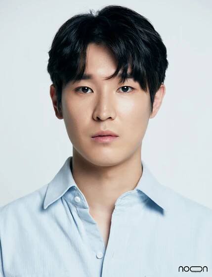 Woo Ji-Hyun-1986-p01.jpg