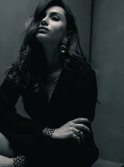 Hande Dogandemir Height, Husband Net Worth Explore Secrets