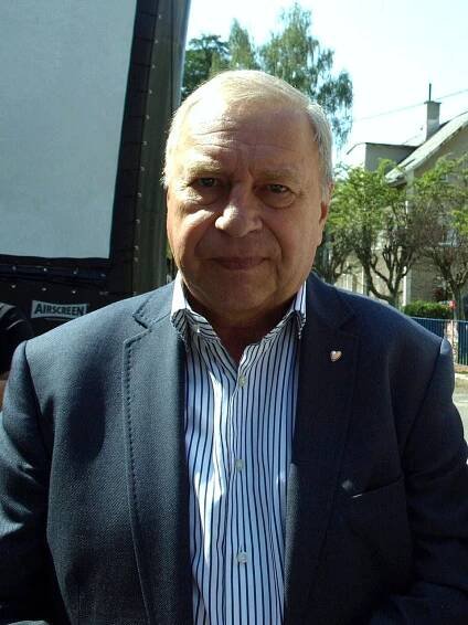 Soubor:Jerzy Stuhr (2014).JPG – Wikipedie