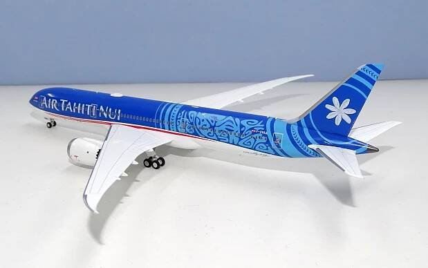 Bora Bora: Air Tahiti Nui Boeing 787-9 F-OVAA by NG Models – Model Airliner Magazine